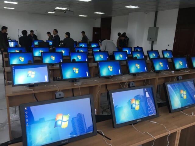 蘇州園區(qū)車管所考試機(jī)27臺(tái)、學(xué)習(xí)機(jī)48臺(tái)、排隊(duì)叫號(hào)系統(tǒng)